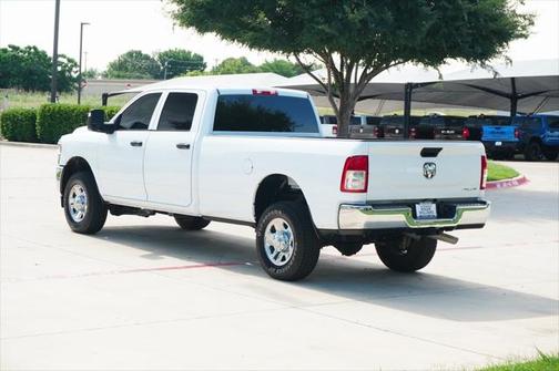 2023 RAM 2500 Tradesman Crew Cab 4x4 8' Box