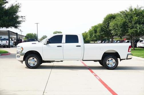 2023 RAM 2500 Tradesman Crew Cab 4x4 8' Box