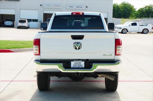 2023 RAM 2500 Tradesman Crew Cab 4x4 8' Box