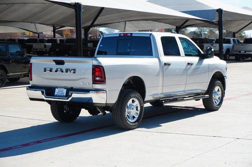 2026 RAM 2500 Tradesman Crew Cab 4x4 6'4' Box
