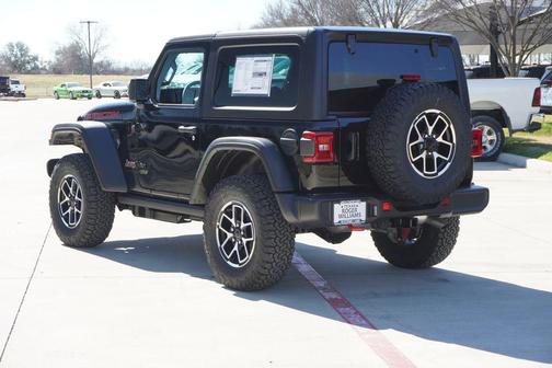 Black Clearcoat 2026 Jeep Wrangler Rubicon