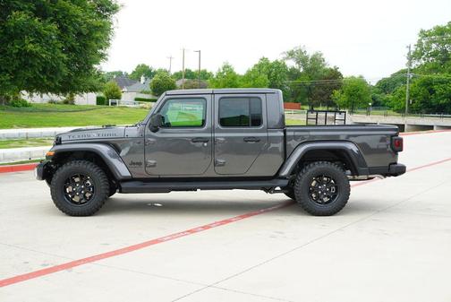 Granite Crystal Metallic Clearcoat 2026 Jeep Gladiator Texas Trail 4x4