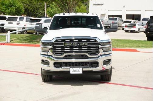 2025 RAM 2500 Tradesman Crew Cab 4x4 6'4' Box