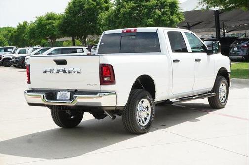 2025 RAM 2500 Tradesman Crew Cab 4x4 6'4' Box