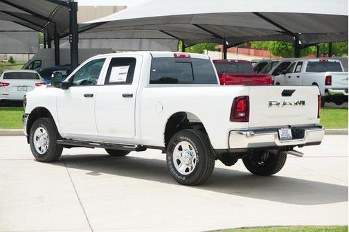 2025 RAM 2500 Tradesman Crew Cab 4x4 6'4' Box