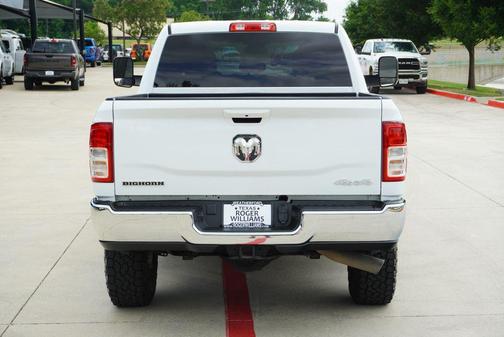 Bright White Clearcoat 2022 RAM 2500 Big Horn Crew Cab 4x4 6'4' Box
