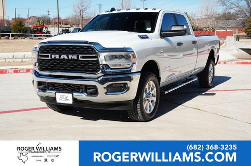 2022 RAM 2500 Lone Star Crew Cab 4x4 8' Box