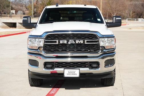 2023 RAM 2500 Tradesman Crew Cab 4x4 8' Box