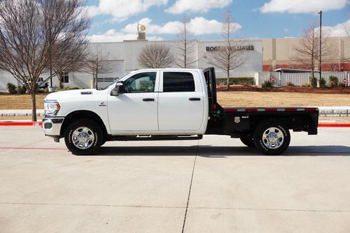 2023 RAM 2500 Tradesman Crew Cab 4x4 8' Box