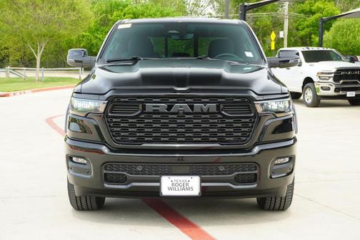Diamond Black Crystal Pearlcoat 2026 RAM 1500 Big Horn/Lone Star