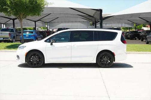 2024 Chrysler Pacifica Limited