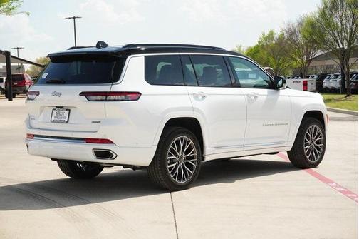 2025 Jeep Grand Cherokee L Summit Reserve