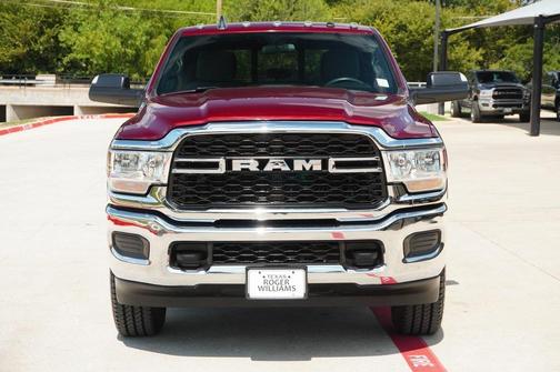2022 RAM 2500 Tradesman Crew Cab 4x4 6'4' Box