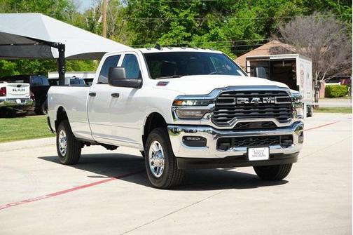 2025 RAM 2500 Tradesman Crew Cab 4x4 8' Box
