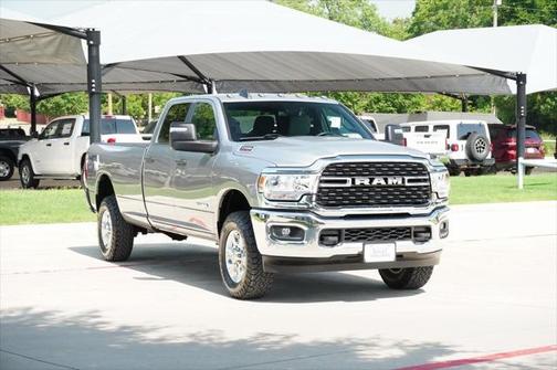 2023 RAM 2500 Big Horn Crew Cab 4x4 8' Box