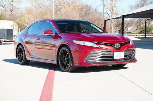 2019 Toyota Camry XLE