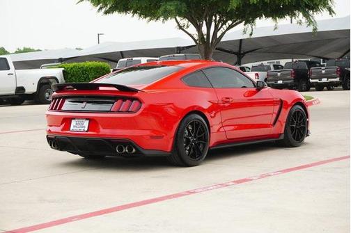 2019 Ford Shelby GT350 Base