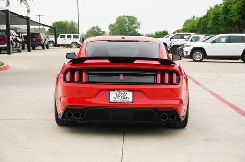 2019 Ford Shelby GT350 Base