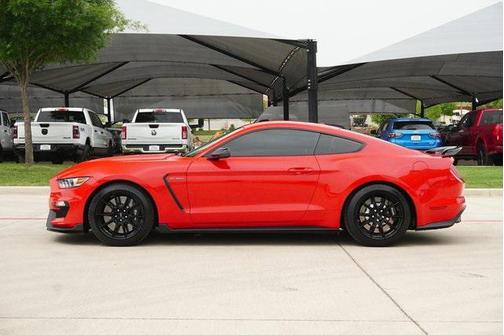2019 Ford Shelby GT350 Base