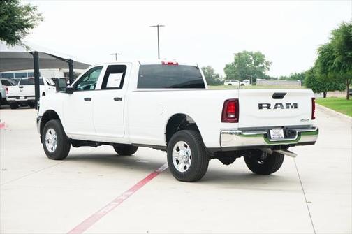 2025 RAM 2500 Tradesman Crew Cab 4x4 8' Box
