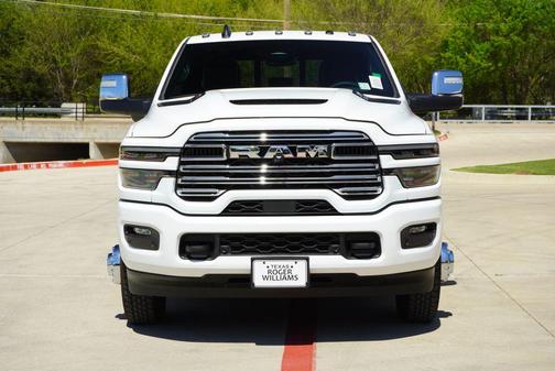 Bright White Clearcoat 2026 RAM 3500 Laramie Crew Cab 4x4 8' Box