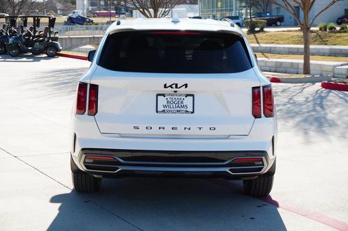 2022 Kia Sorento S