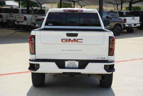 Summit White 2025 GMC Sierra 2500 AT4