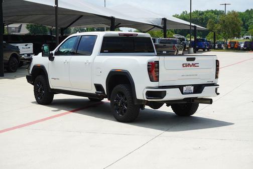Summit White 2025 GMC Sierra 2500 AT4