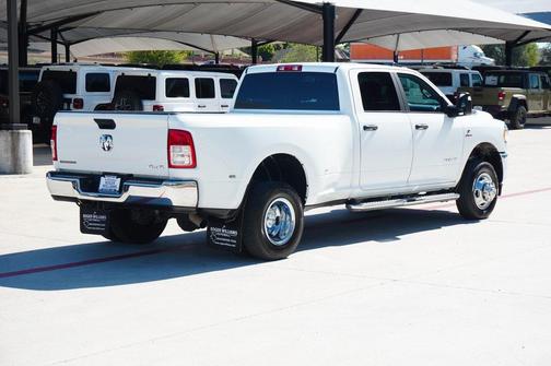 2024 RAM 3500 Big Horn Crew Cab 4x4 8' Box