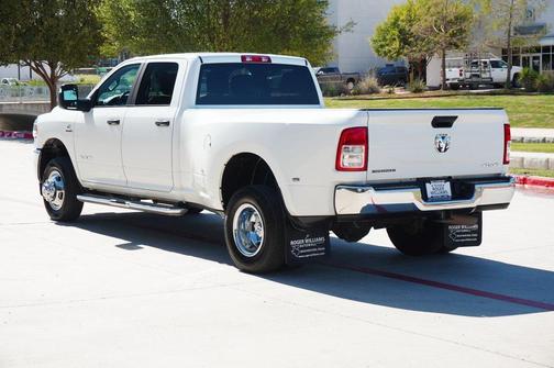 2024 RAM 3500 Big Horn Crew Cab 4x4 8' Box