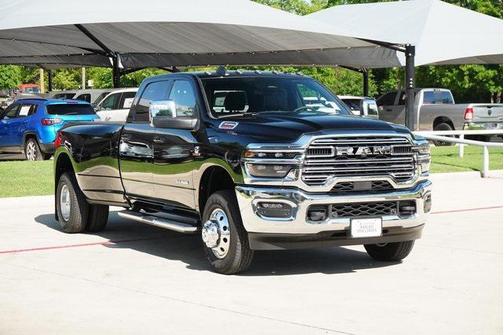 2025 RAM 3500 Laramie Crew Cab 4x4 8' Box