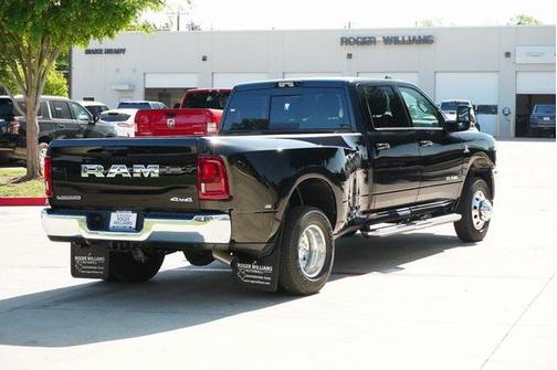 2025 RAM 3500 Laramie Crew Cab 4x4 8' Box