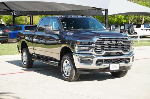 2025 RAM 2500 Tradesman Crew Cab 4x4 6'4' Box