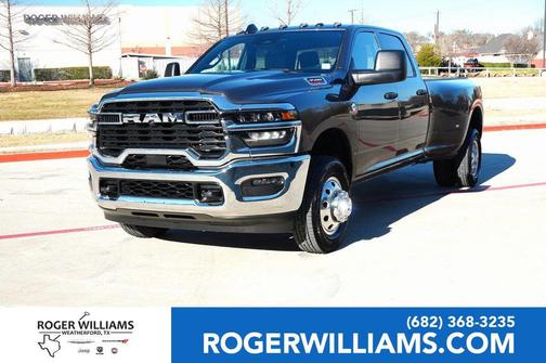 2025 RAM 3500 Tradesman Crew Cab 4x4 8' Box