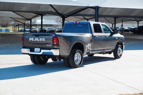 2025 RAM 3500 Tradesman Crew Cab 4x4 8' Box