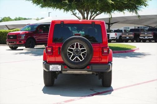 2024 Jeep Wrangler 4-Door Sahara 4x4