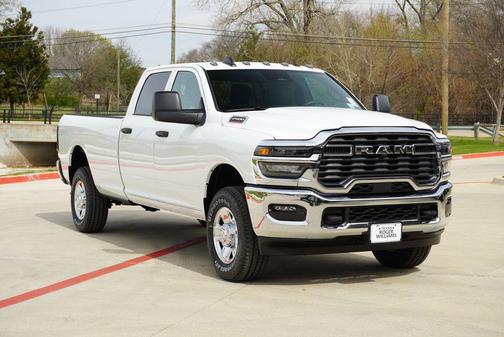 2026 RAM 2500 Tradesman Crew Cab 4x4 8' Box