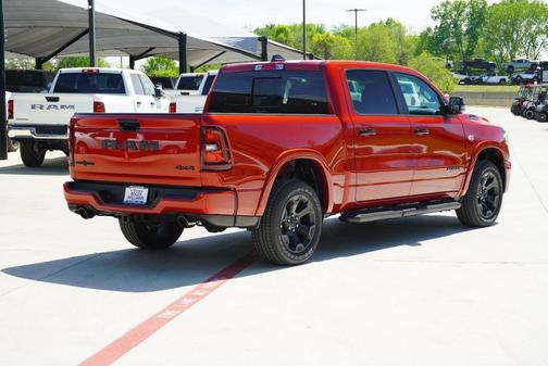 Molten Red Pearlcoat 2026 RAM 1500 Big Horn/Lone Star