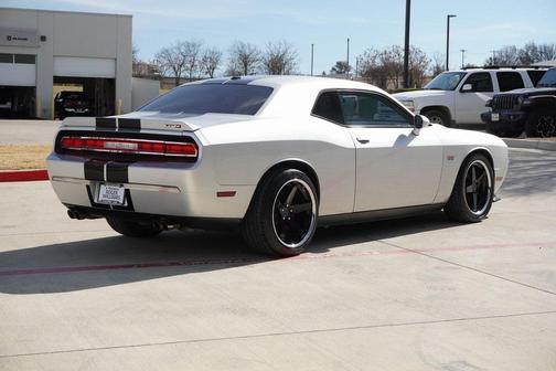 2012 Dodge Challenger SRT8 392