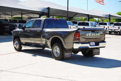 2026 RAM 3500 Lone Star Crew Cab 4x4 8' Box