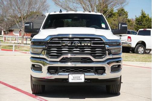 2025 RAM 2500 Lone Star Crew Cab 4x4 6'4' Box
