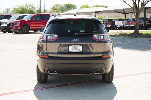 2022 Jeep Cherokee Latitude Lux