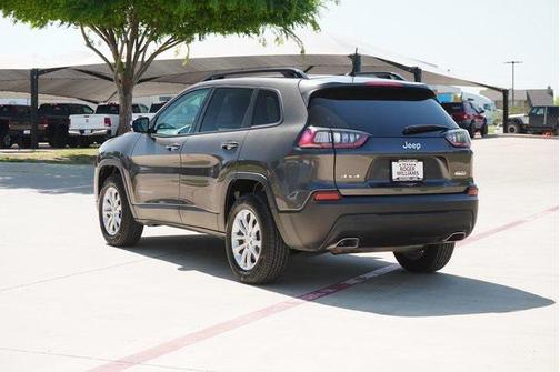 2022 Jeep Cherokee Latitude Lux