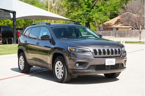 2022 Jeep Cherokee Latitude Lux