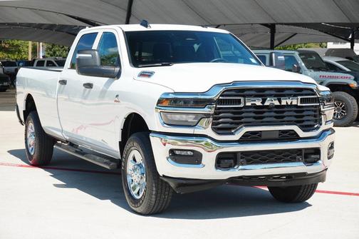 2025 RAM 2500 Tradesman Crew Cab 4x4 8' Box
