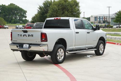 Silver Zynith 2026 RAM 2500 Big Horn Crew Cab 4x4 6'4' Box