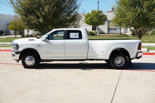 2026 RAM 3500 Limited
