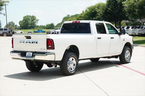 2025 RAM 2500 Tradesman Crew Cab 4x4 8' Box