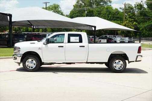 2025 RAM 2500 Tradesman Crew Cab 4x4 8' Box