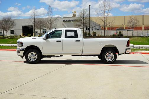2026 RAM 2500 Tradesman Crew Cab 4x4 8' Box